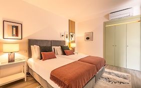 Fort Bay Suite Apartments